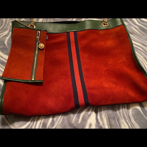 Gucci Medium Suede Rajah - Picture 3 of 10